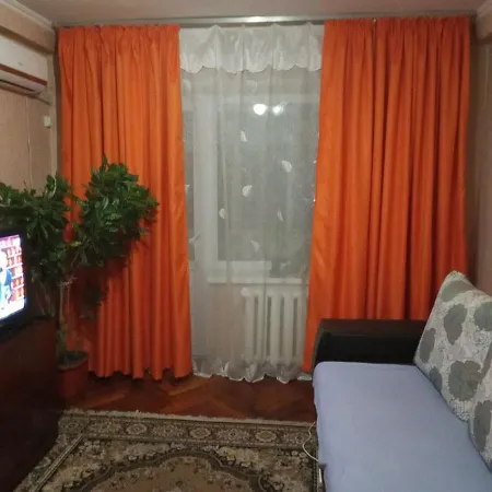 1к бульвар котляревського, бульвар праці буд 1 Apartamento